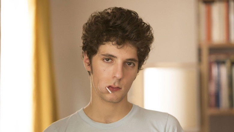 кадр из фильма Маменькин сынок