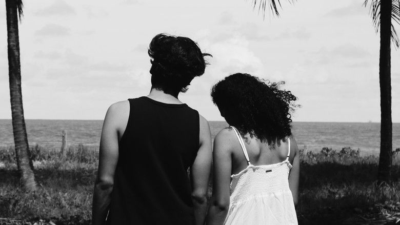 кадр из фильма Se Eu For, Não Me Impeça