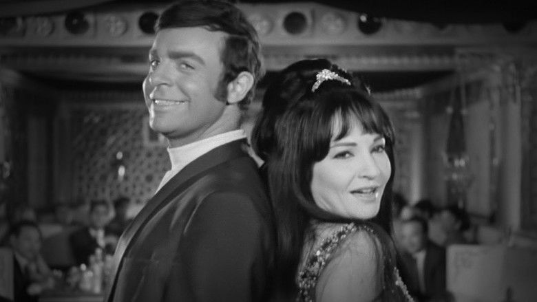 кадр из фильма Получасовой брак