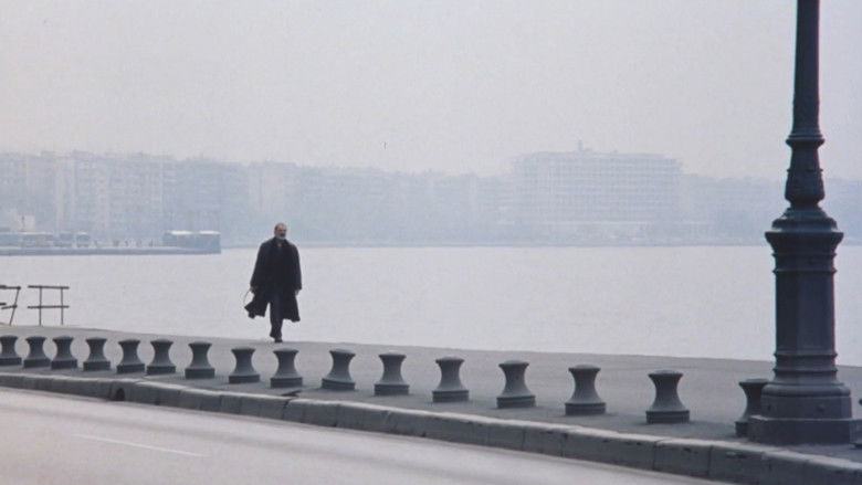 кадр из фильма Вечность и один день