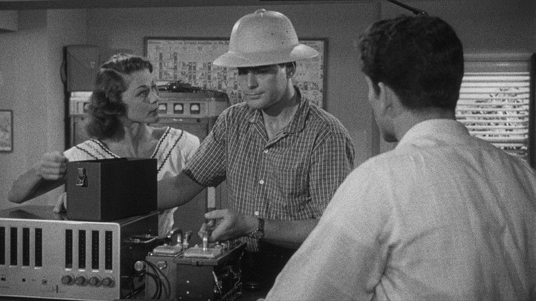 кадр из фильма Мозг с планеты Ароус