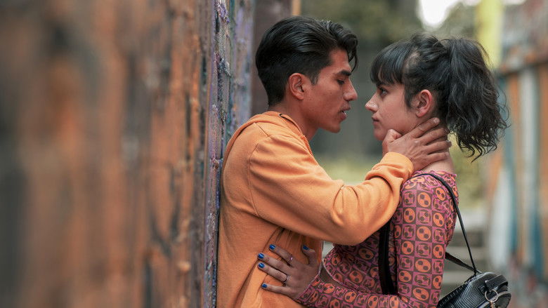 кадр из фильма El Águila y el Gusano