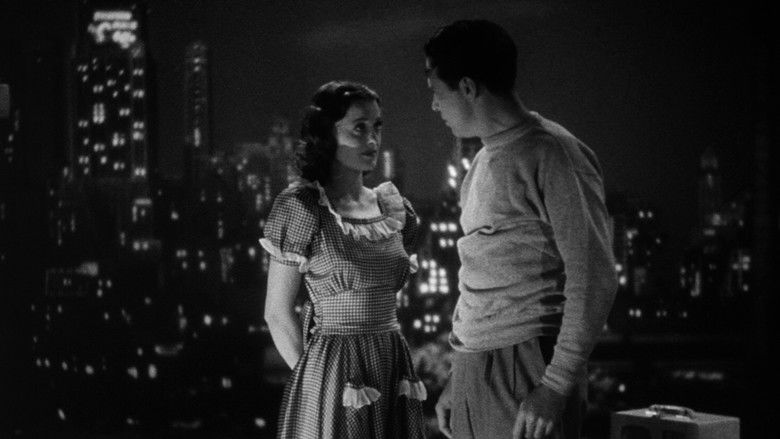 кадр из фильма Christmas in July