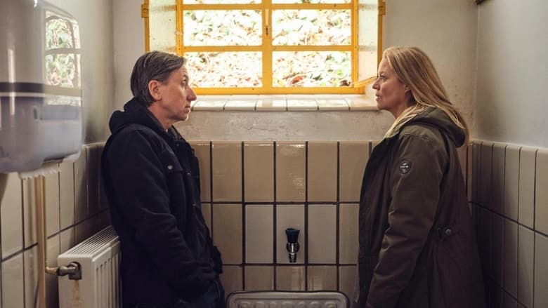 кадр из фильма Отравленная любовь