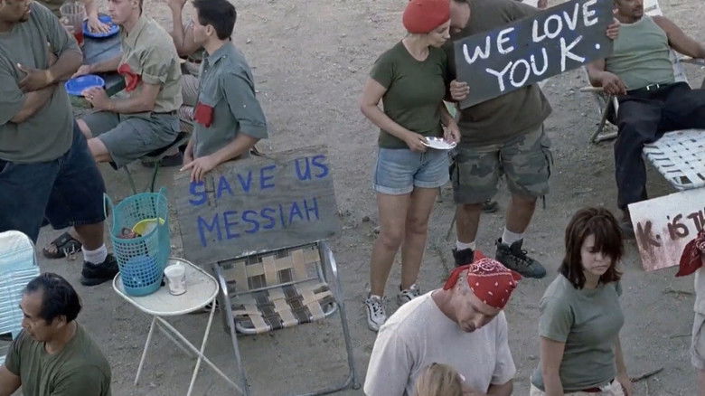 кадр из фильма Самоубийцы: История любви