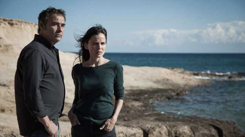 кадр из фильма Lejos del mar