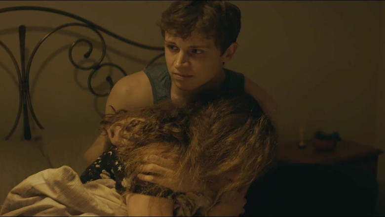 кадр из фильма Cocoon