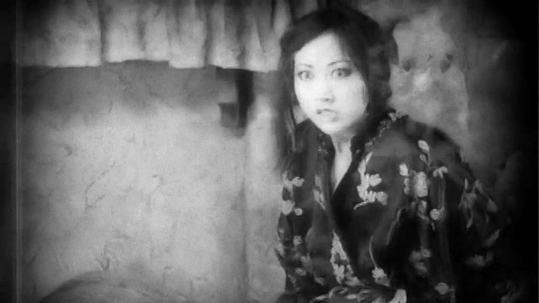 кадр из фильма Через Сингапур