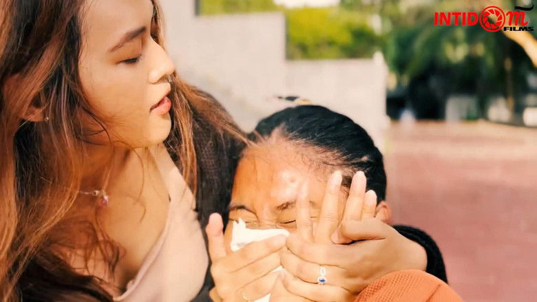 кадр из фильма Mengintai