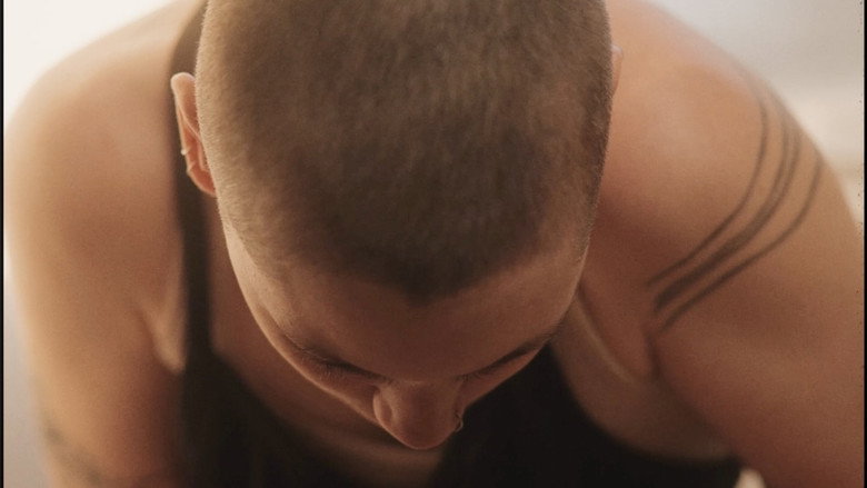 кадр из фильма Earth Works: A Potter's Story