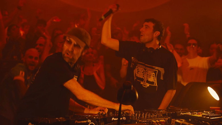 кадр из фильма Fred again.. & Thomas Bangalter: Live at Alexandra Palace in London (USB002)