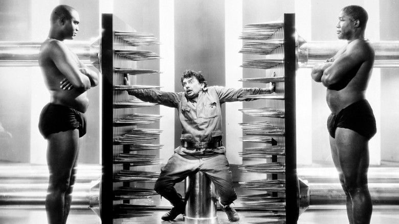 кадр из фильма Маска Фу Манчу