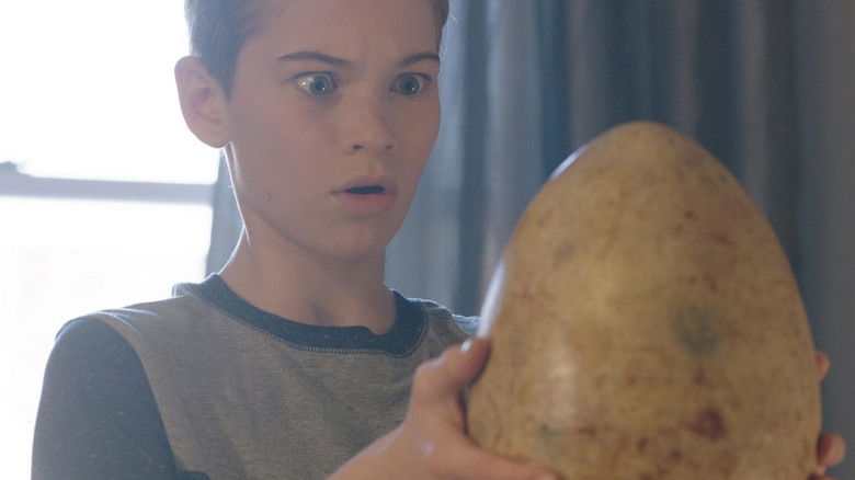 кадр из фильма Питомец Юрского периода