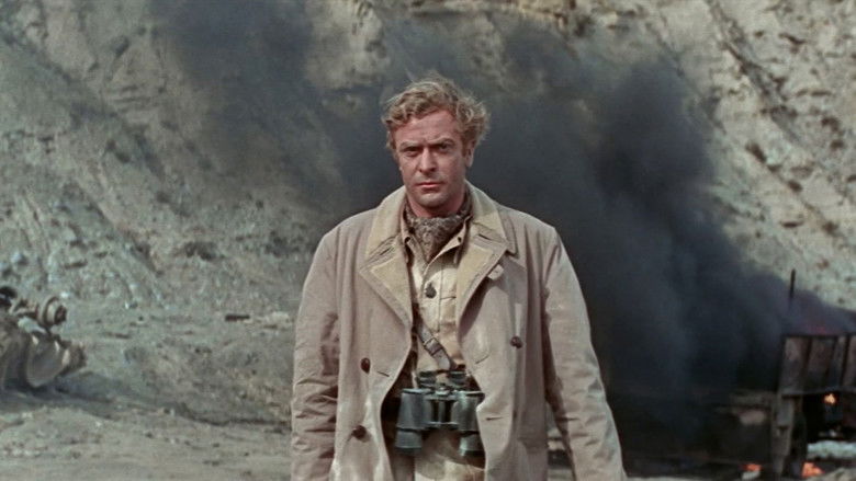 кадр из фильма Грязная игра