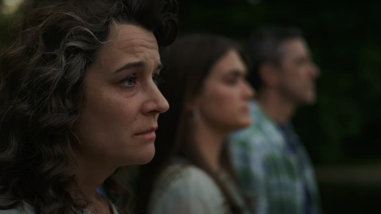 кадр из фильма Tea on the Beach