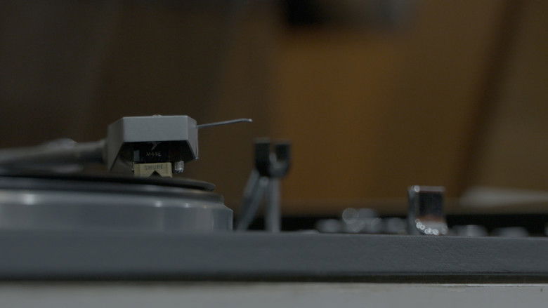 кадр из фильма Off the Record