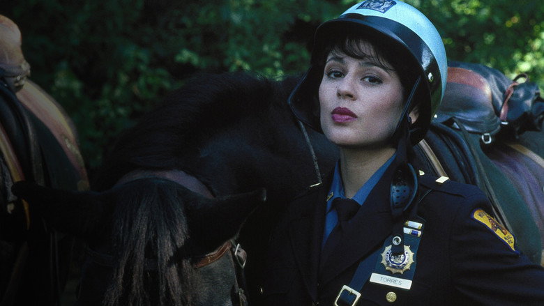 кадр из фильма NYPD Mounted