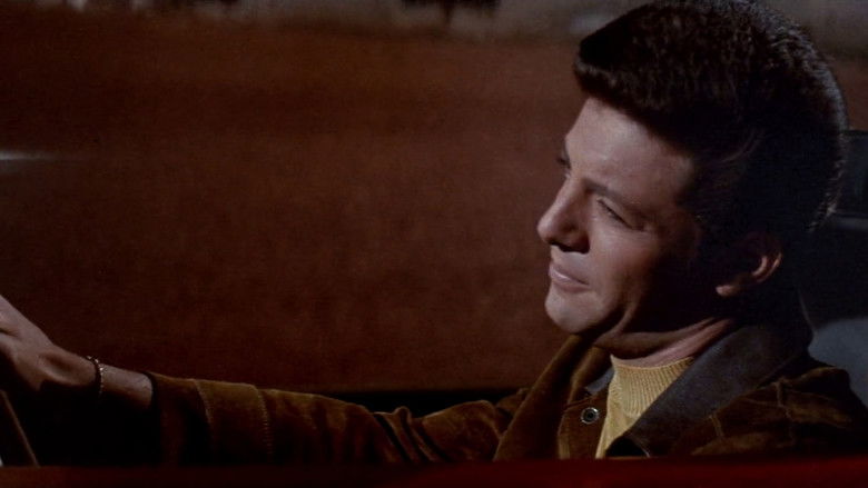 кадр из фильма Поворотный пункт