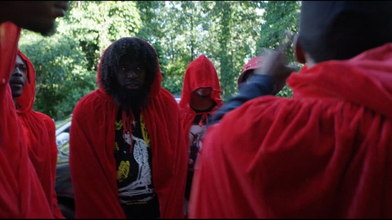 кадр из фильма The Grinch That Stole B*tches