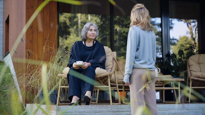 кадр из фильма Un/Dressed