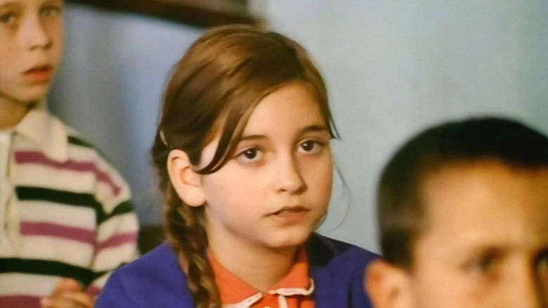 кадр из фильма Η Δασκάλα με τα Ξανθά Μαλλιά