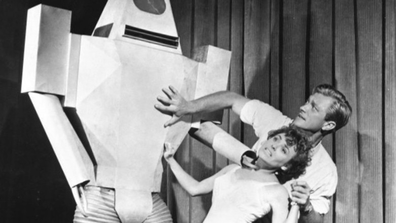 кадр из фильма Target Earth