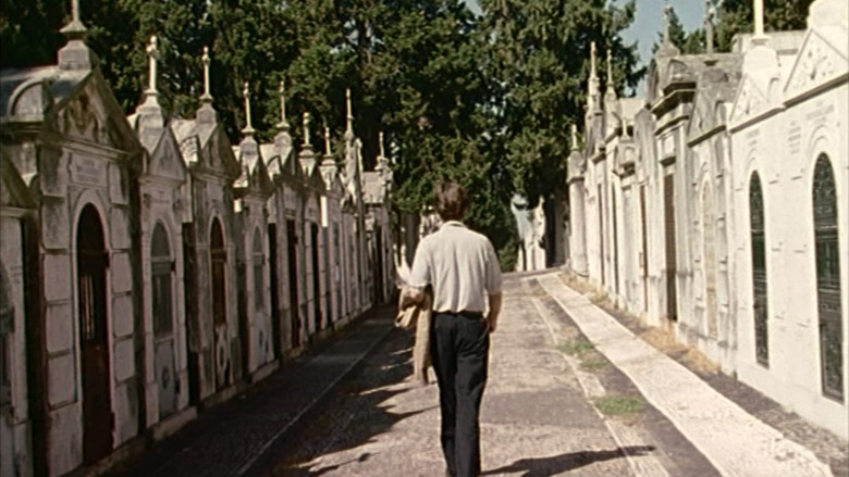 кадр из фильма Реквием