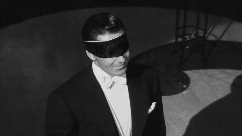 кадр из фильма Аллея кошмаров