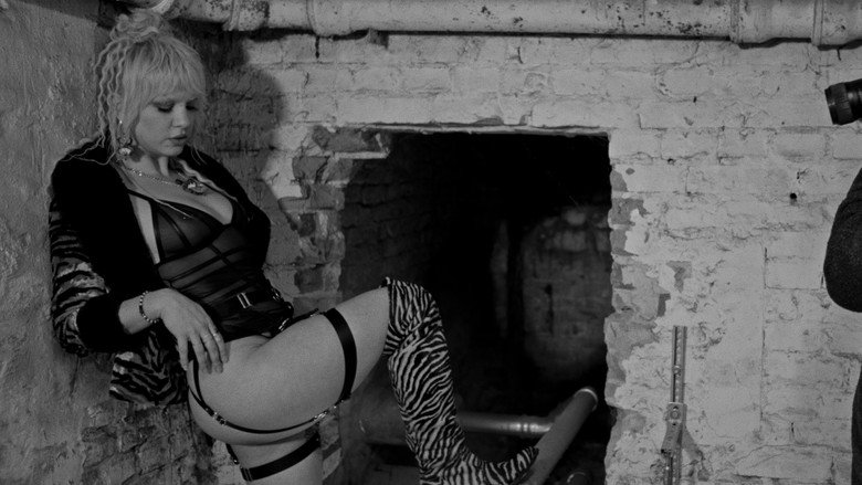 кадр из фильма KitKatClub: Kinks of Berlin