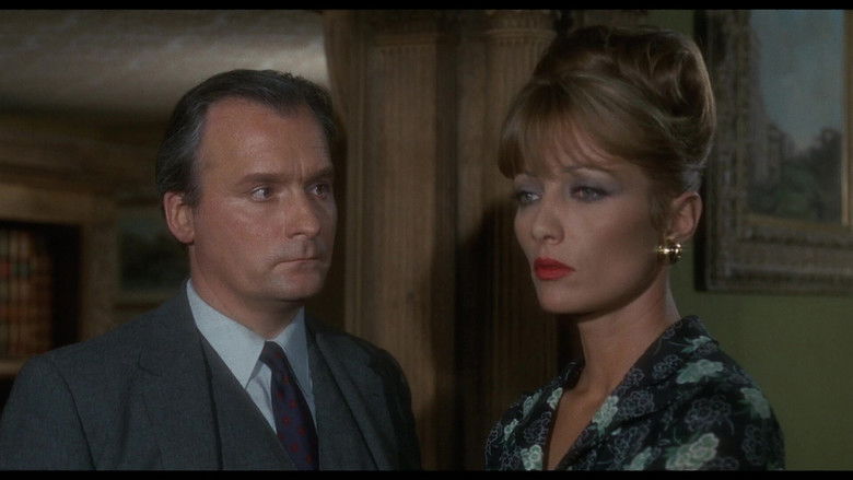 кадр из фильма Неверная жена