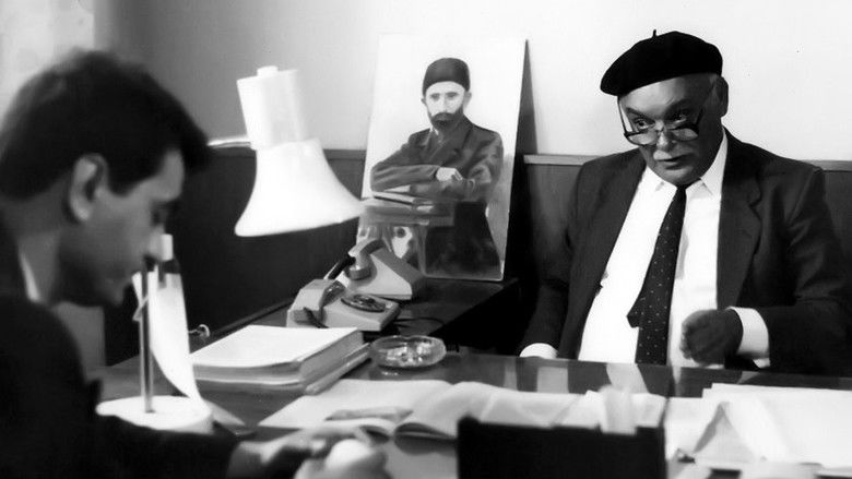 кадр из фильма Тахмина