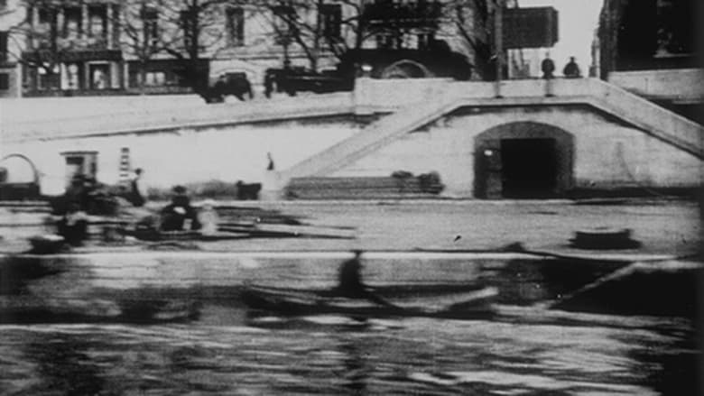 кадр из фильма Panorama des quais de la Saône à Lyon pris d'un bateau
