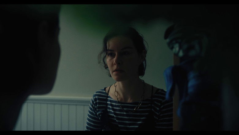 кадр из фильма Intertwined