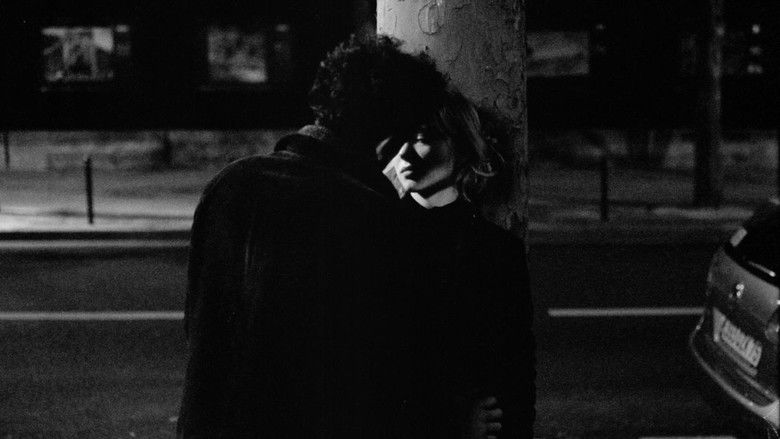 кадр из фильма Petit Tailleur