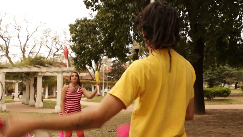 кадр из фильма Artistas Callejeros: una cultura emergente en Paraná