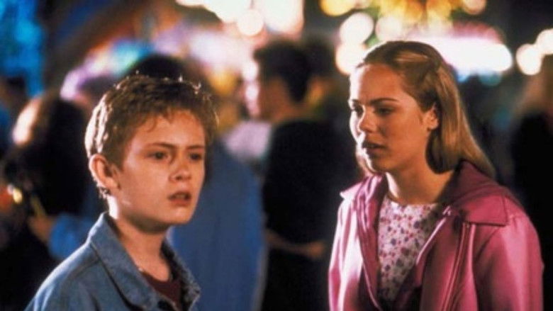 кадр из фильма Mom's Got a Date with a Vampire