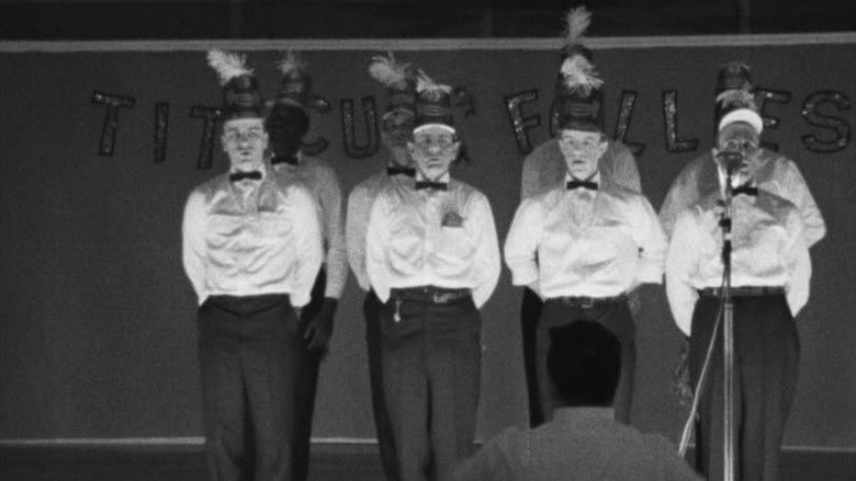 кадр из фильма Titicut Follies