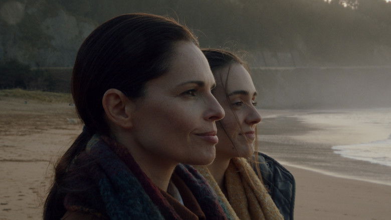 кадр из фильма Estaba dormida