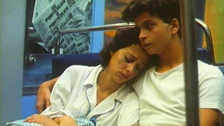 кадр из фильма Роза между нами