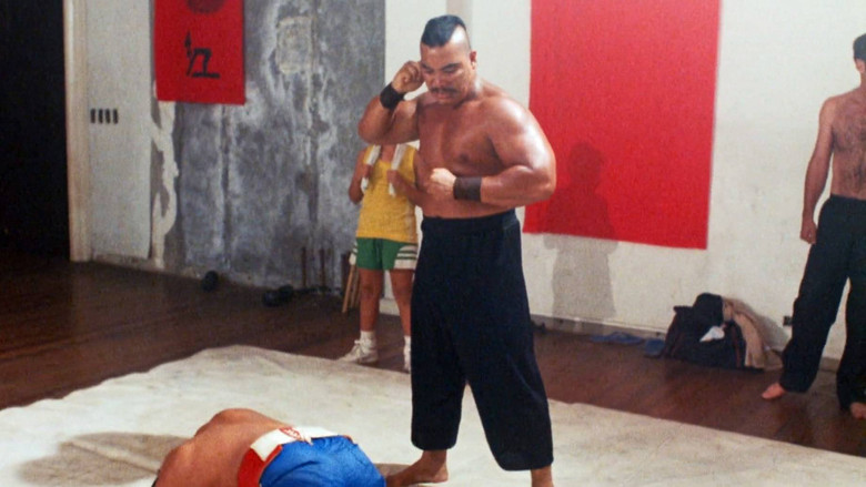 кадр из фильма Кровавый кулак