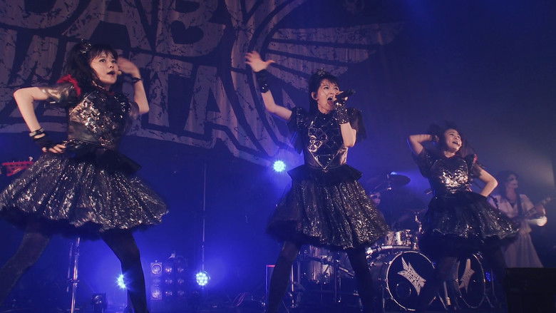 кадр из фильма BABYMETAL THE FIVE FOX FESTIVAL IN JAPAN - RED FOX FESTIVAL