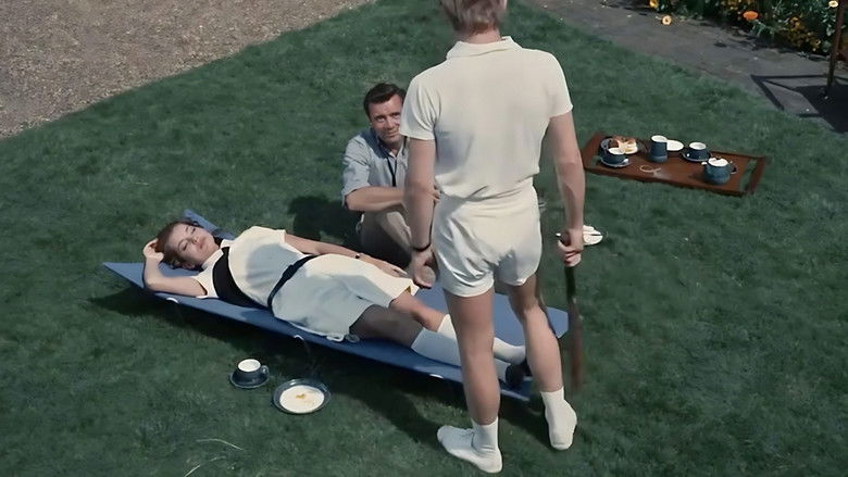 кадр из фильма Несчастный случай