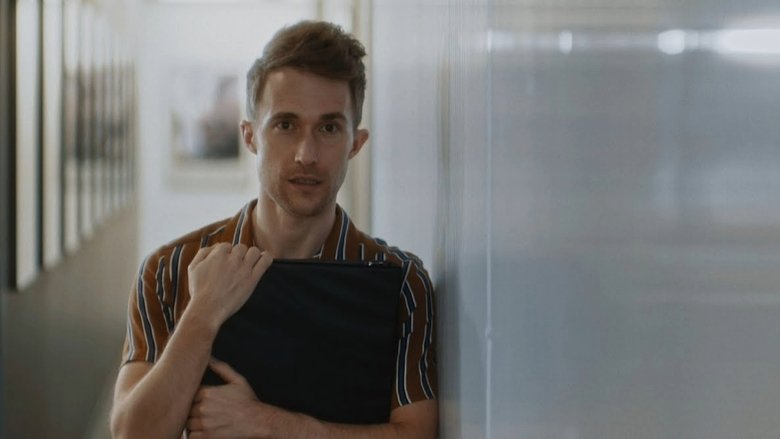 кадр из фильма The Office Is Mine