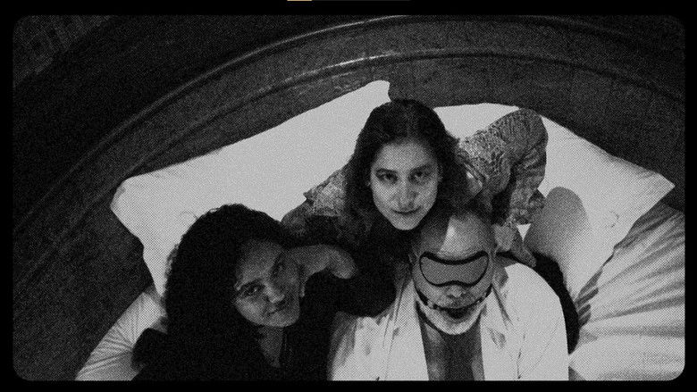 кадр из фильма INDECORO