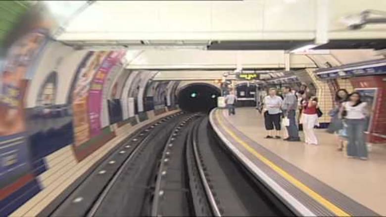 кадр из фильма Piccadilly Driver's Eye View