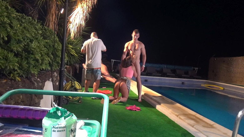 кадр из фильма Summer Sinners Five