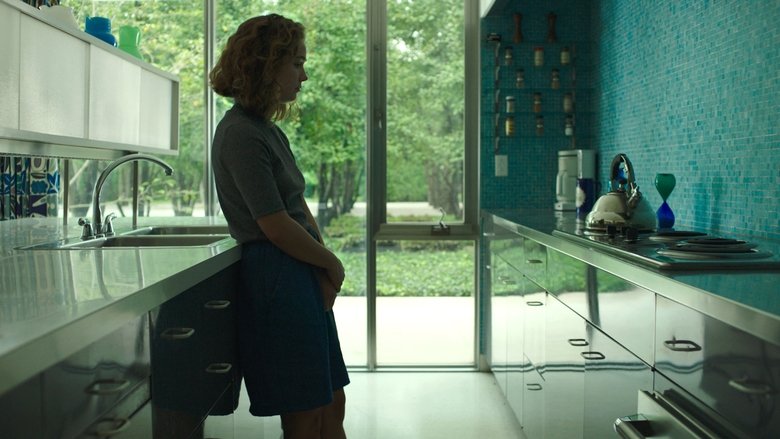 кадр из фильма Колумбус