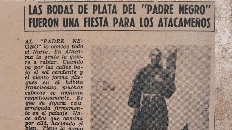 кадр из фильма Cien Años del Padre Negro en Atacama