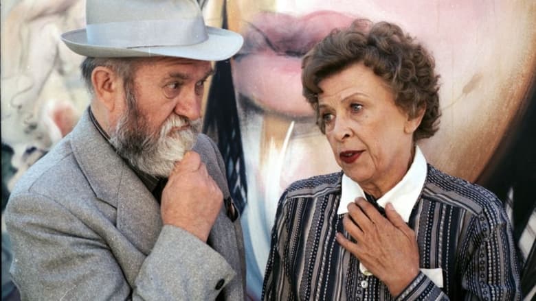 кадр из фильма Nicht verzagen, Trudchen fragen