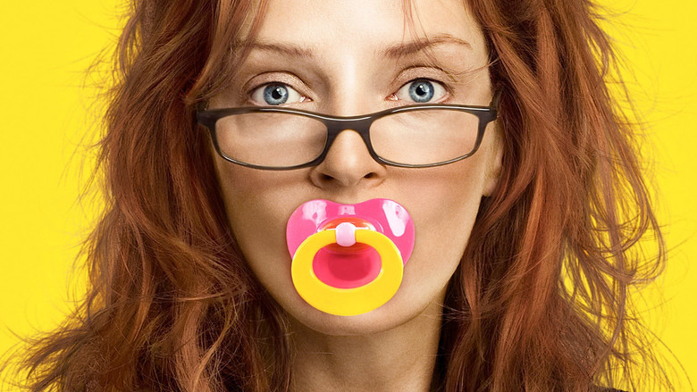 кадр из фильма Материнство